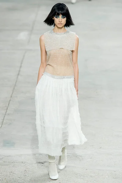 Look 69